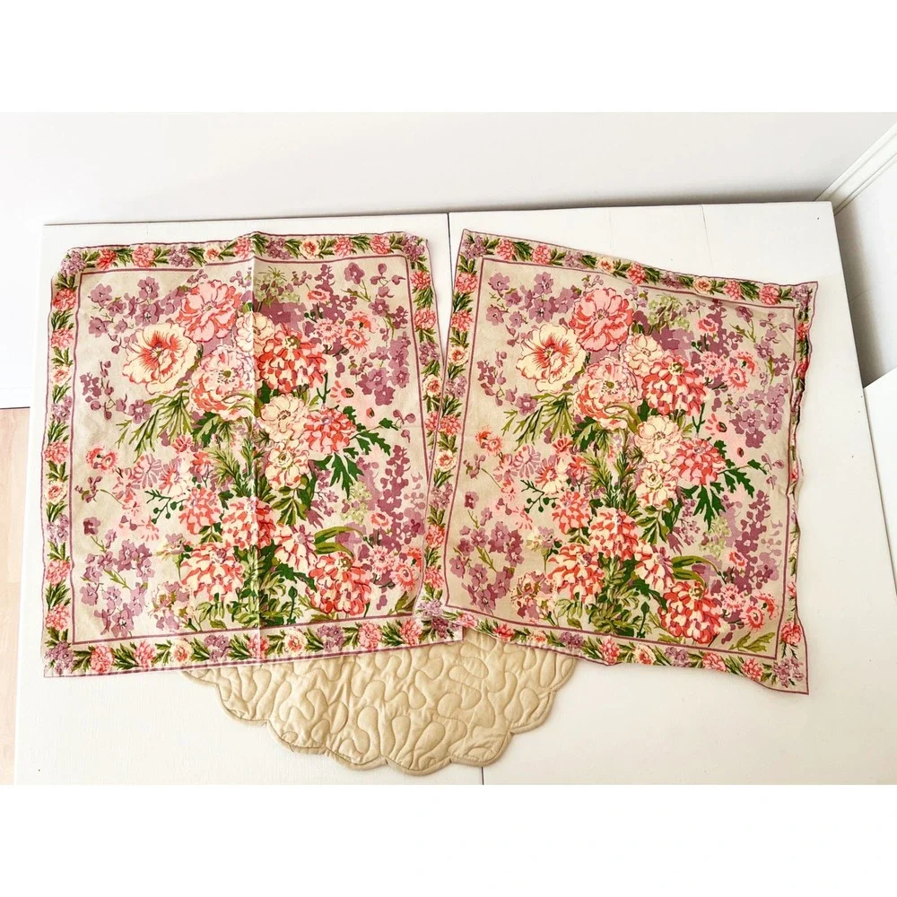 April Cornell‎ Placemats and Napkins Beige Pink Floral Scalloped Quilted Set